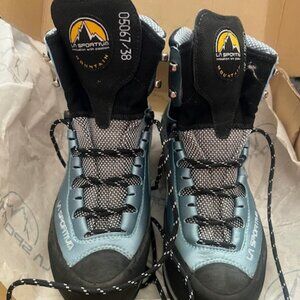 La Sportiva Trango S Evo Ladies Mountaineering Boots